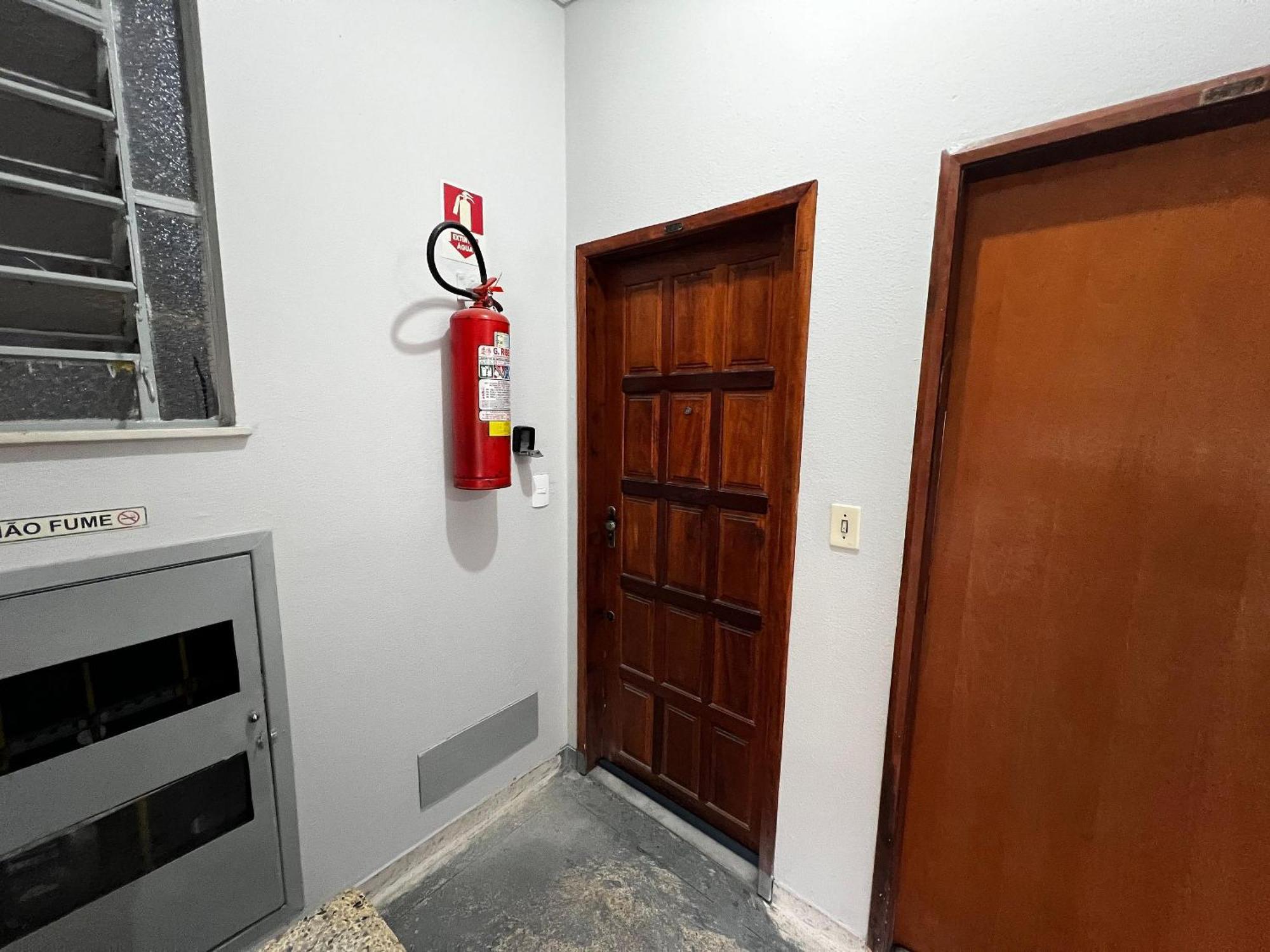 Flat Novinho C/ar No Centro/lapa Proximo Ao Metro *